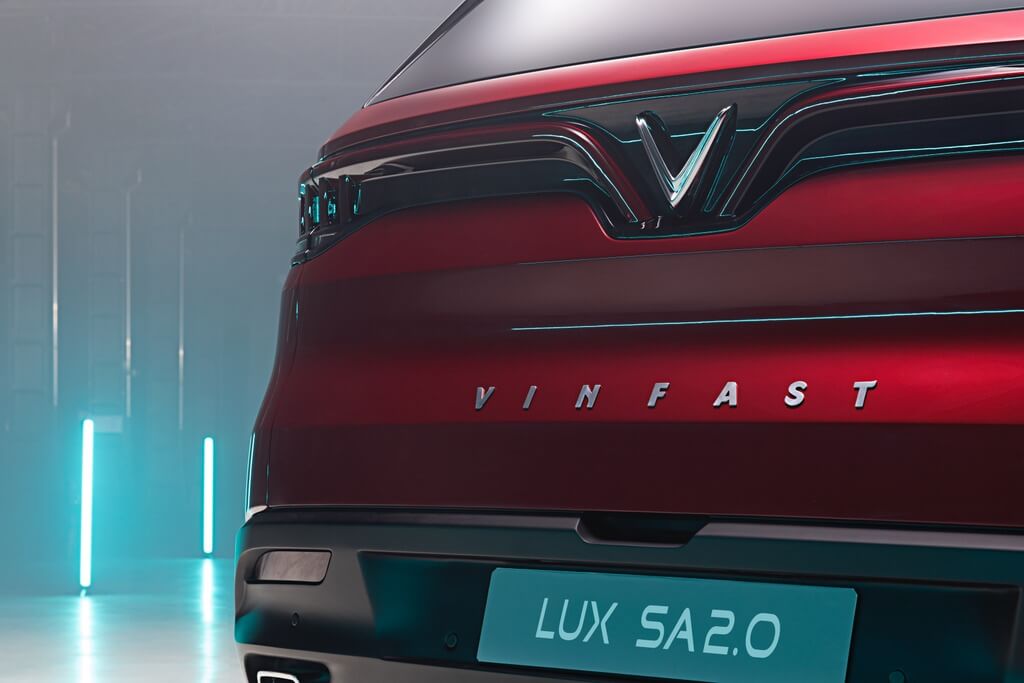 VinFast SUV Rear close